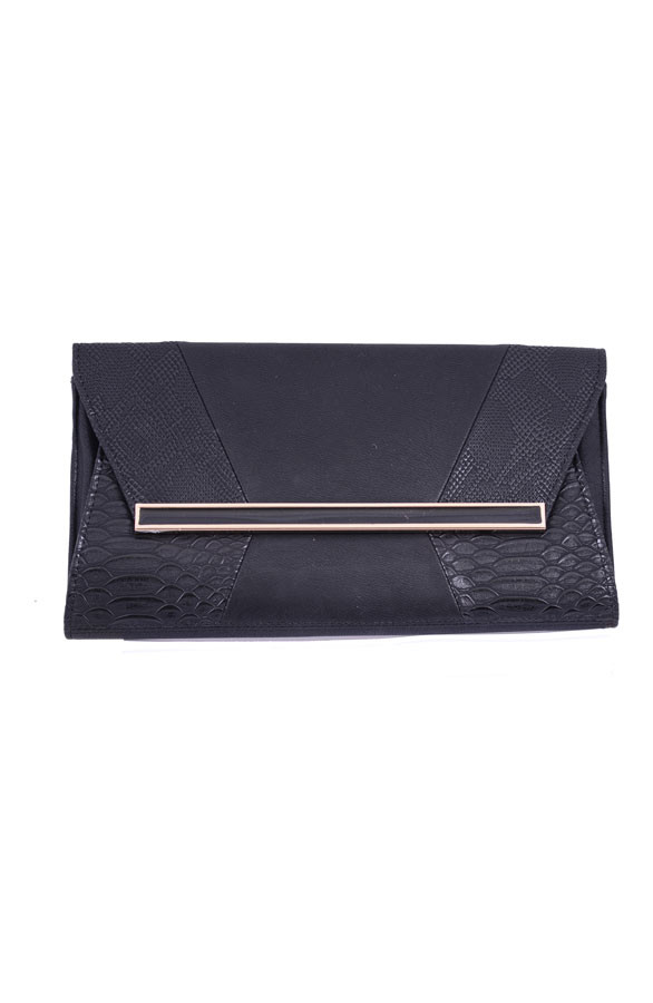 Musthave-Snake-Clutch