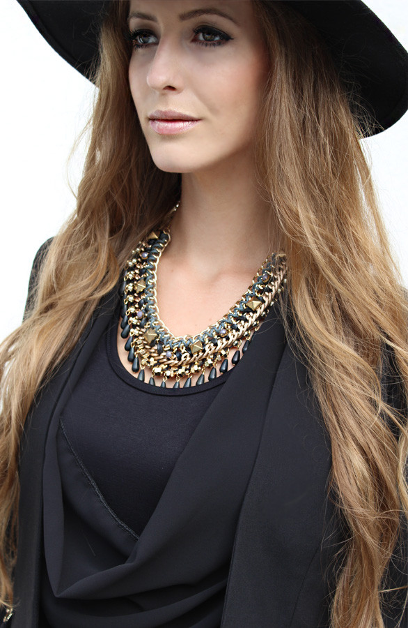 Zwarte-Musthave-ketting