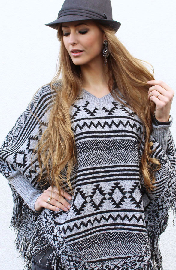Aztec-poncho