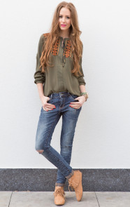 broek-met-scheur-dames-lage-prijs