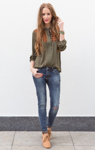 broek-met-scheuren-dames-goedkoop