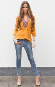 musthaves-blouse-oker-aztec