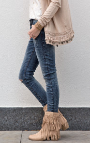 suede-laarzen-met-franjes-dames
