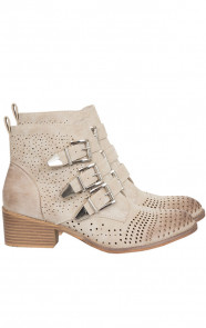 Wanted-Buckle-Boots-Beige