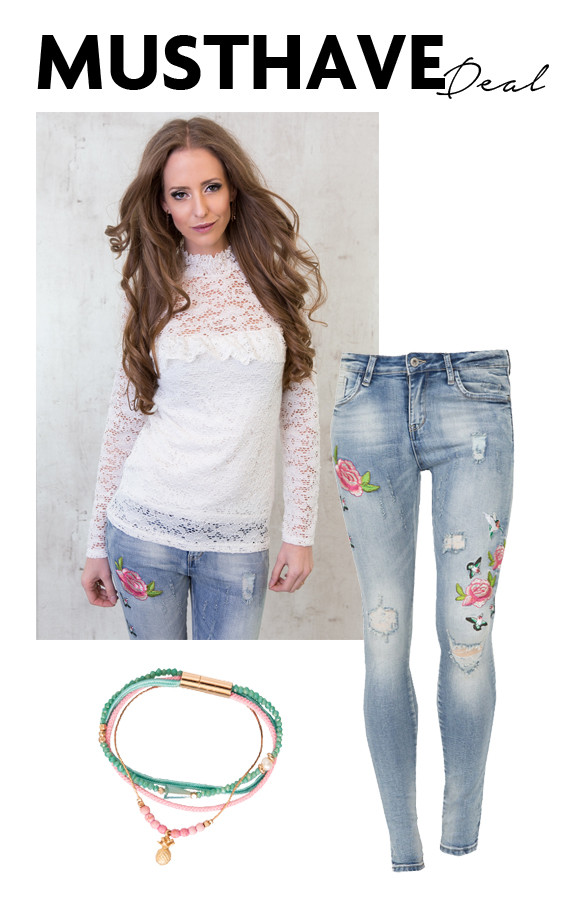 Musthave-Deal-Wanted-Roses2