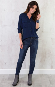basic-blouses-marineblauw