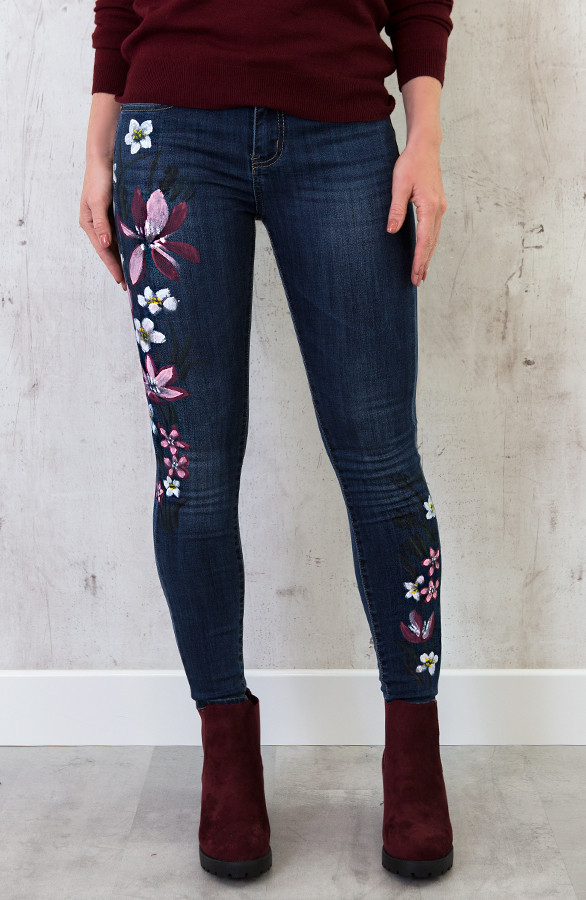 Hand Painted Flower Jeans fashionmusthaves.nl
