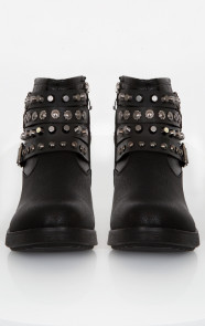 buckle-boots-zwart