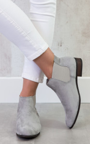 grijze-boots-dames