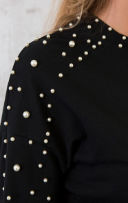 parel-sweater-zwart