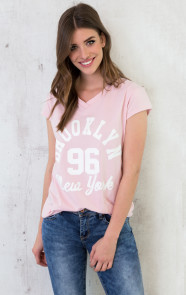 it-shirts-dames-roze
