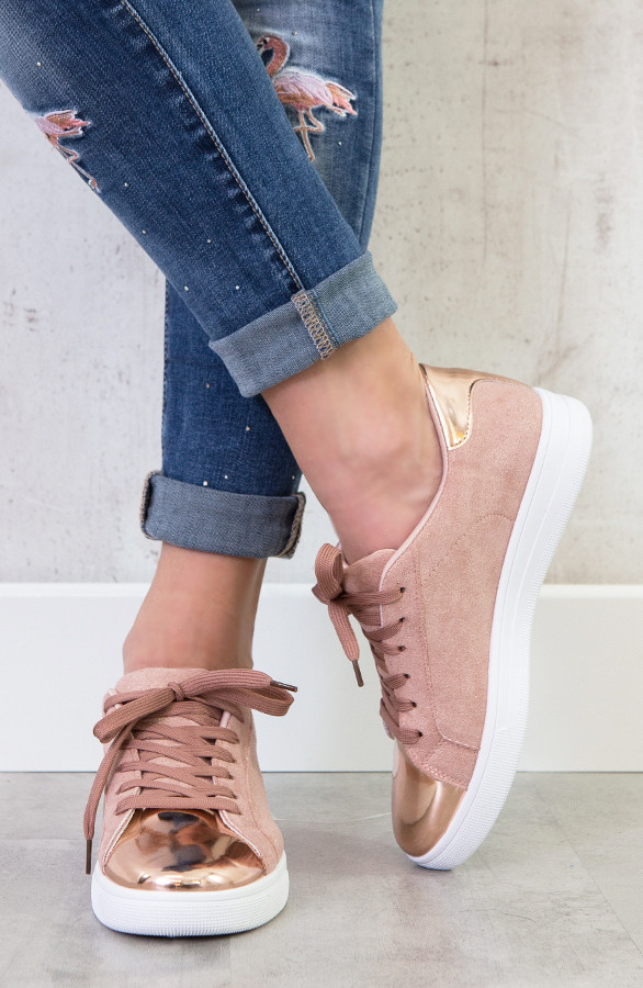 roze-sneakers-dames-suede