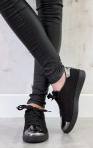 zwarte-sneakers-dames