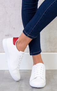 witte-sneakers-dames-1