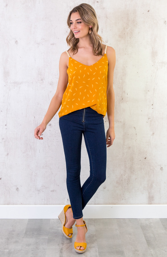 tops-met-veren