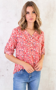 blouses-met-bloemenprint-1