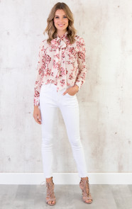 goedkope-blouses-met-bloemenprint