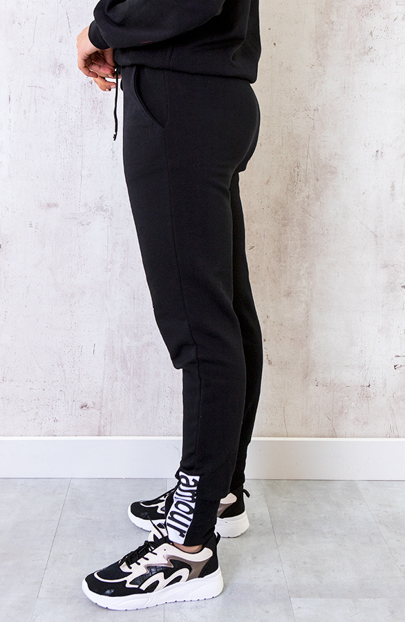 Comfy-Broek-Amour-Zwart-6