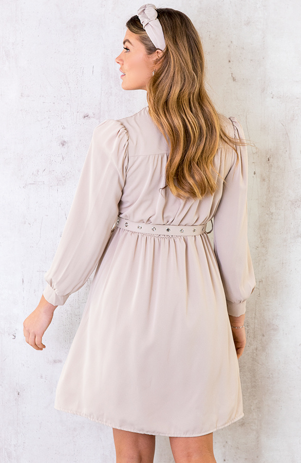 Jurk-Met-Ceintuur-Beige-1