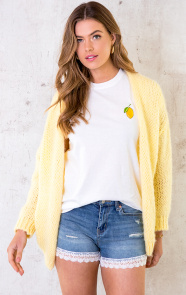 Oversized-Knitted-Vest-Soft-Yellow-6
