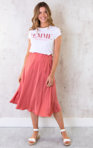 T-shirt-Femme-Fatale-Wit-Roze-2