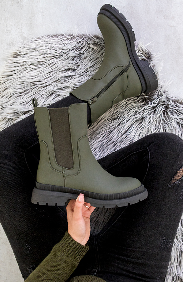 Chelsea-Boots-Mat-Army