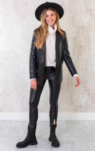 Oversized-Leather-Blazer-Black-4