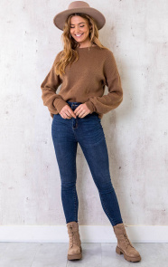 Soft-Knitted-Sweater-Camel-5