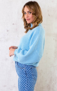 Knitted-Sweater-Babyblauw-3