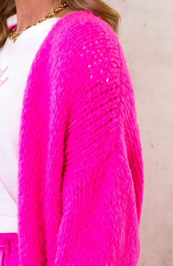 Oversized-Knitted-Vest-Neon-Pink-1