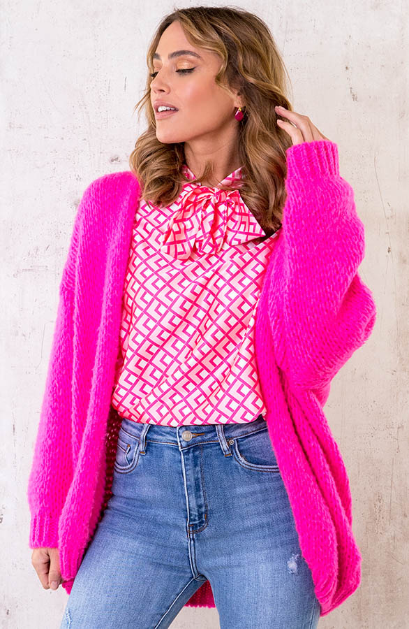 Oversized-Knitted-Vest-Neon-Pink-3-1