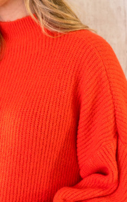 Knitted-Sweater-Koraaloranje-1