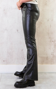 Leather-Flared-Pants-Zwart-5