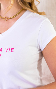Cest-La-Vie-T-shirt-Wit-Fuchsia-1
