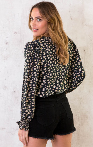 Print-Blouse-Madeliefjes-Zwart-5