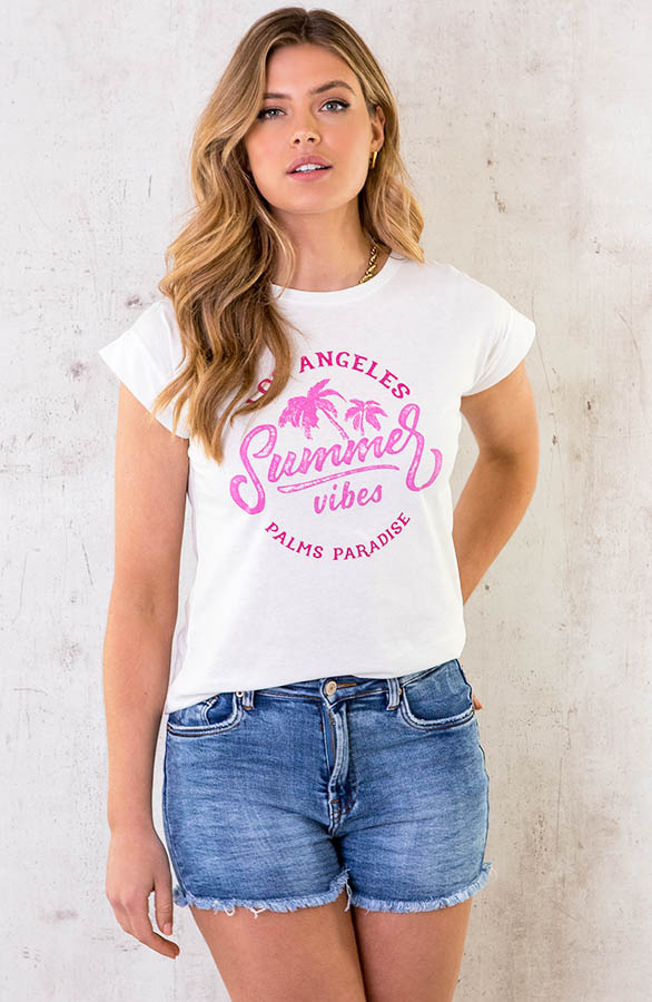 Summer-Vibes-It-shirt-Fuchsia