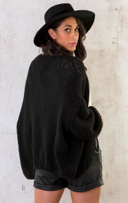 Oversized-Knitted-Vest-Zwart-2