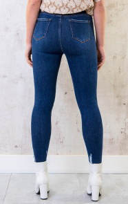 Skinny-High-Waisted-Jeans-1