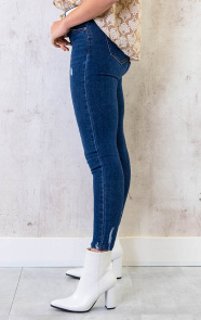 Skinny-High-Waisted-Jeans-2