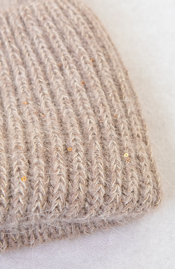 Knitted-Pailletten-Beanie-Taupe-1