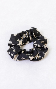 Scrunchie-Flower-Black