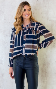 Chiffon-Blouse-Met-Schouderdetail-Navy-2