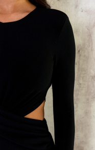 Plooi-Jurk-Met-Cut-Out-Detail-4