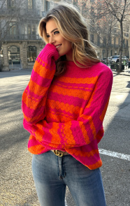 Boho-Knitted-Sweater-Fuchsia-03