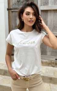 La-Vie-Est-Belle-Embroidery-T-shirt-Ecru-4