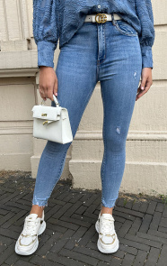 Skinny-Jeans-High-Waist-Damaged-Light-Blue-2