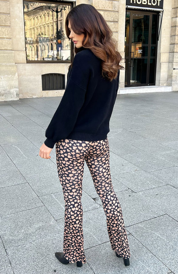 Flared-Broek-Heart-Camel-1