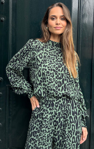 Mila-Blouse-Long-Sleeve-Leopard-Army43-5