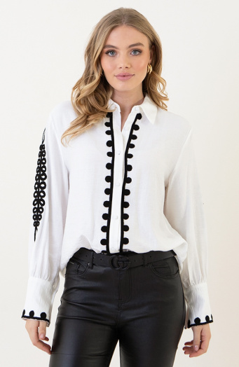 Oversized Embroidery Blouse Ecru