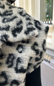 Oversized-Woven-Gilet-Leopard-6